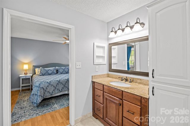 430 Bass Lane, Charlotte, NC 28270