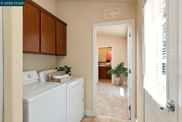 60 Hampton, Martinez, CA 94553