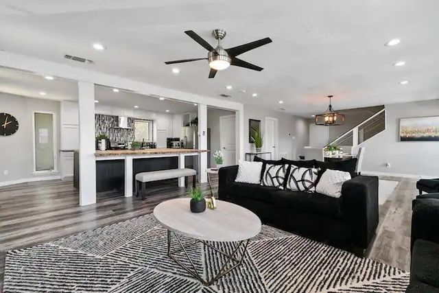 2030 Klondike Street, Grand Prairie, TX 75050