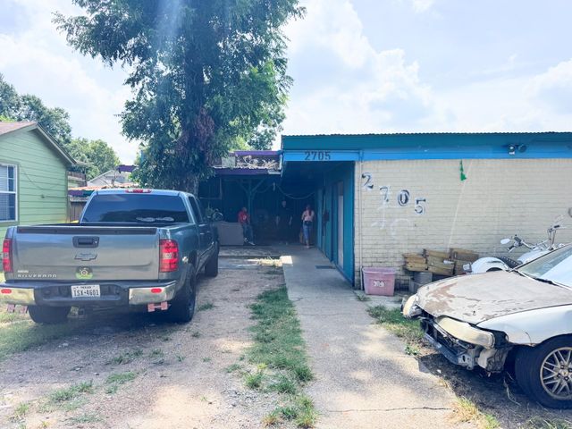 2705 Beatty Street, Houston, TX 77023