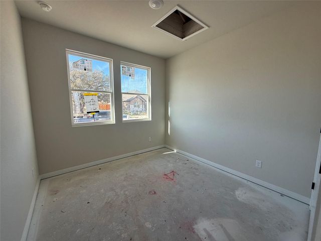 1824 Fannie RD, Georgetown, TX 78633