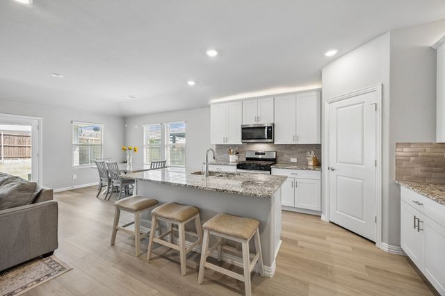 10620 Tuccenen Drive, Fort Worth, TX 76179