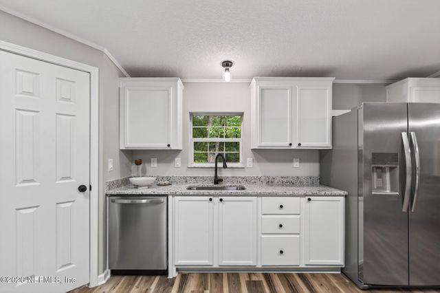 101 MELANIE Lane, Middleburg, FL 32068