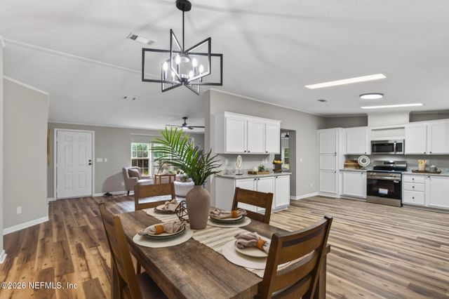 101 MELANIE Lane, Middleburg, FL 32068