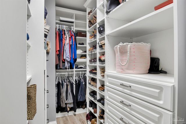 28250 Canal Rd 207, Orange Beach, AL 36561