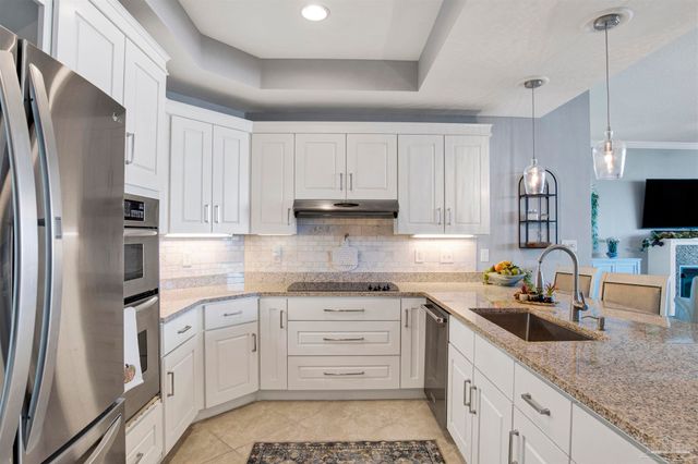 28250 Canal Rd 207, Orange Beach, AL 36561