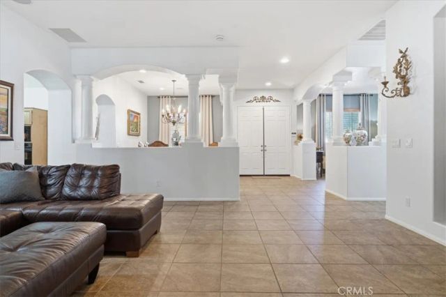23841 Piedras, Lake Mathews, CA 92570