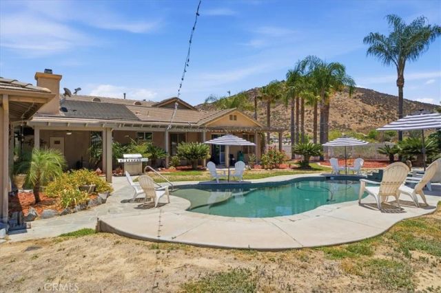 23841 Piedras, Lake Mathews, CA 92570
