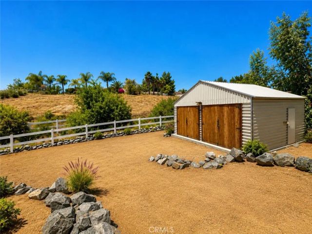 23841 Piedras, Lake Mathews, CA 92570