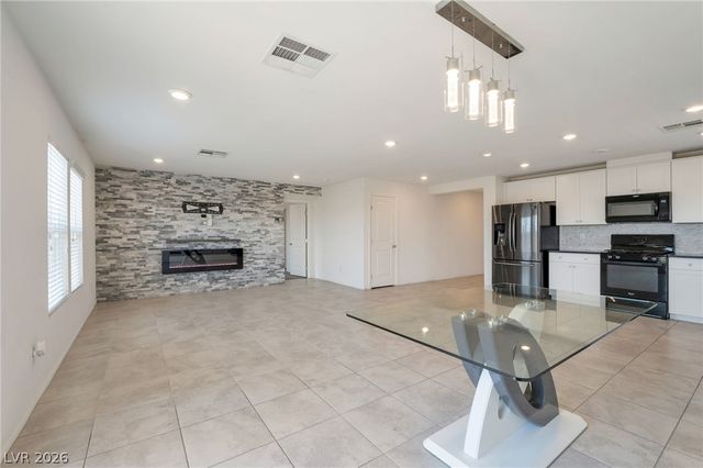 517 Sand Sage Avenue, North Las Vegas, NV 89030