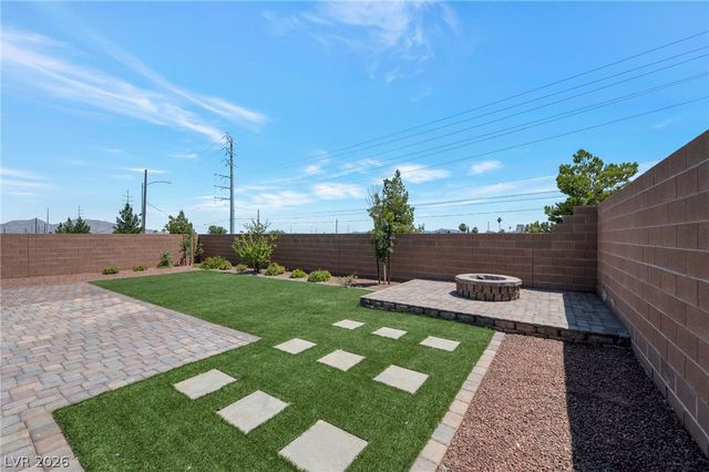 517 Sand Sage Avenue, North Las Vegas, NV 89030