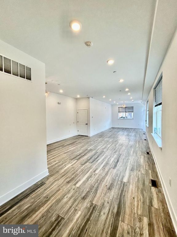 1551 N FRANKLIN ST #1, PHILADELPHIA, PA 19122 — exterior
