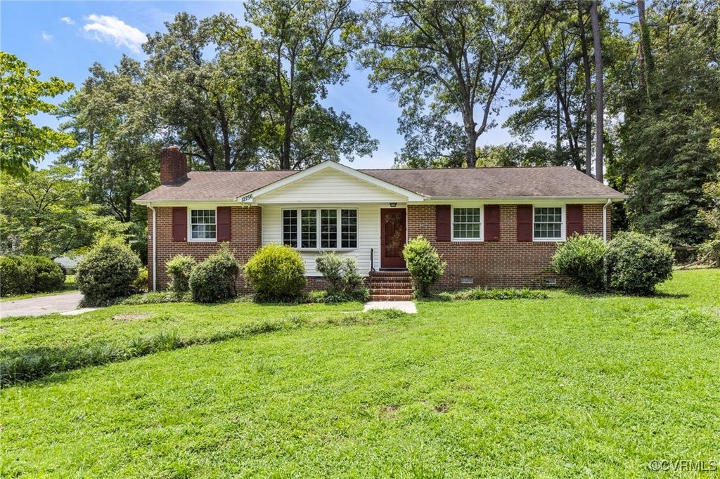 12756 Richmond St, Chester, VA 23831