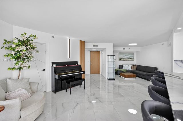 1000 Island Blvd-renovated 1710 1710, Aventura, FL 33160