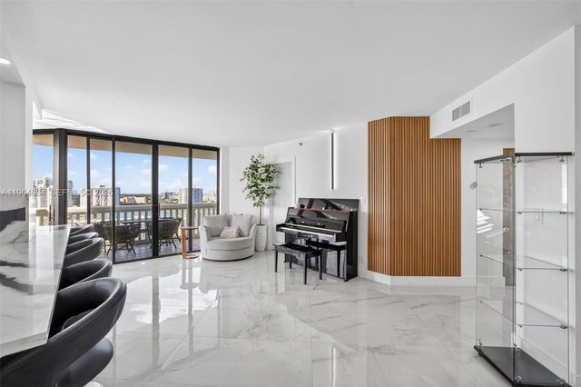 1000 Island Blvd-renovated 1710 1710, Aventura, FL 33160