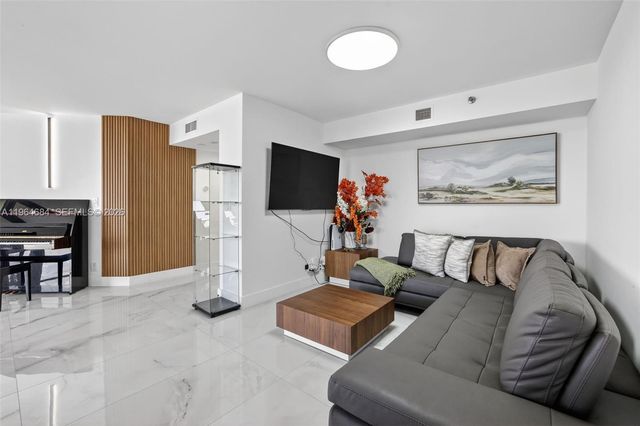 1000 Island Blvd-renovated 1710 1710, Aventura, FL 33160