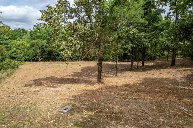 2866 J Cupit Court, Tyler, TX 75709