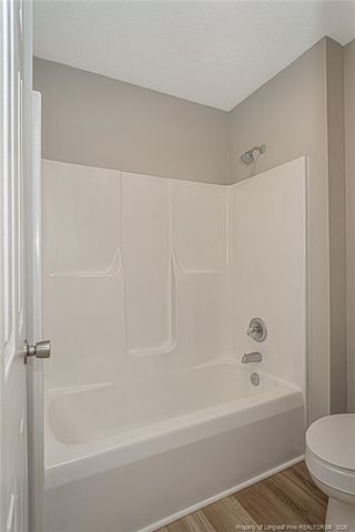 6337 Rhemish Drive, Fayetteville, NC 28304