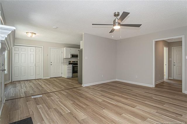 6337 Rhemish Drive, Fayetteville, NC 28304