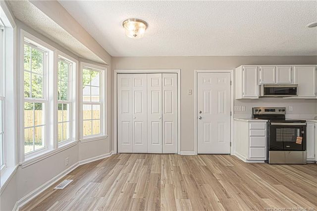 6337 Rhemish Drive, Fayetteville, NC 28304