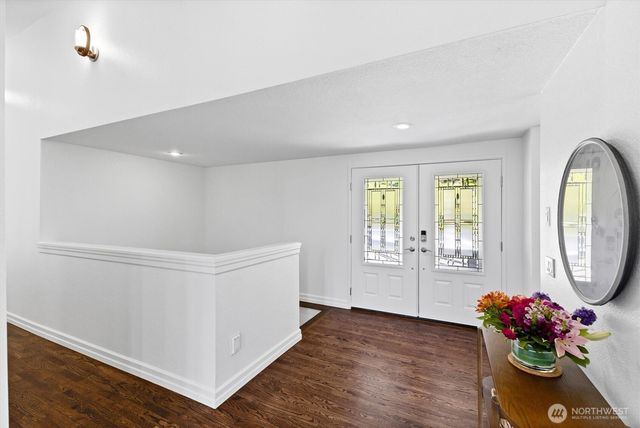 16306 Valhalla Drive, Bothell, WA 98011