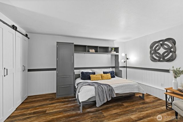 16306 Valhalla Drive, Bothell, WA 98011