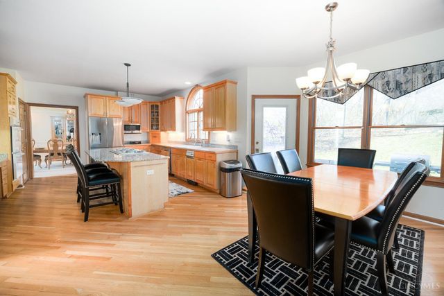 8485 Deer Path, West Chester, OH 45069