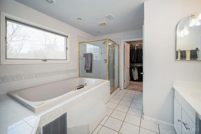 8485 Deer Path, West Chester, OH 45069