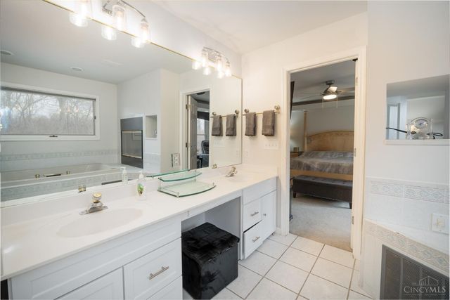 8485 Deer Path, West Chester, OH 45069