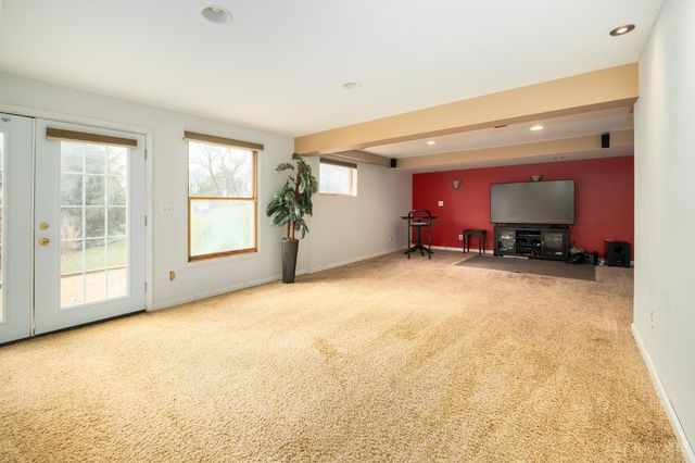 8485 Deer Path, West Chester, OH 45069