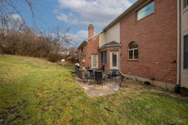 8485 Deer Path, West Chester, OH 45069