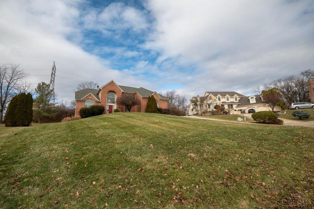8485 Deer Path, West Chester, OH 45069