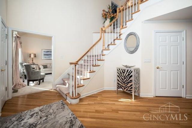 8485 Deer Path, West Chester, OH 45069