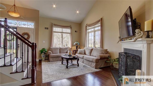 3 Chadwick Lane 3A, Monroe, NJ 08831