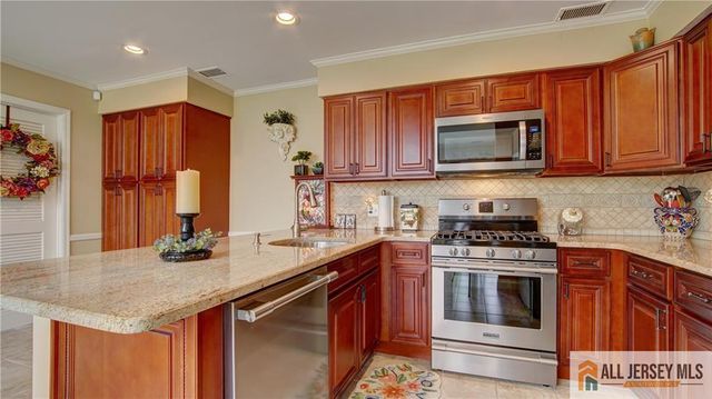 3 Chadwick Lane 3A, Monroe, NJ 08831