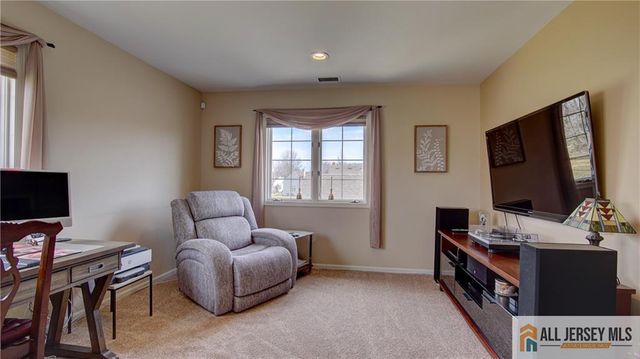 3 Chadwick Lane 3A, Monroe, NJ 08831