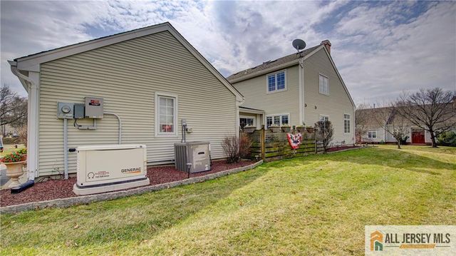 3 Chadwick Lane 3A, Monroe, NJ 08831