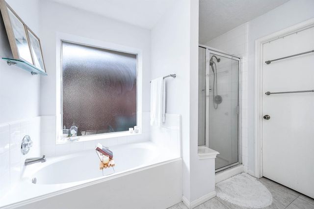 4959 Sentry Woods Lane, Pearland, TX 77584