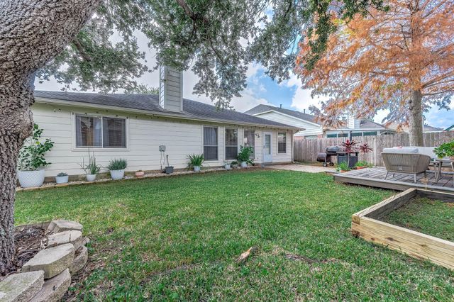 4959 Sentry Woods Lane, Pearland, TX 77584