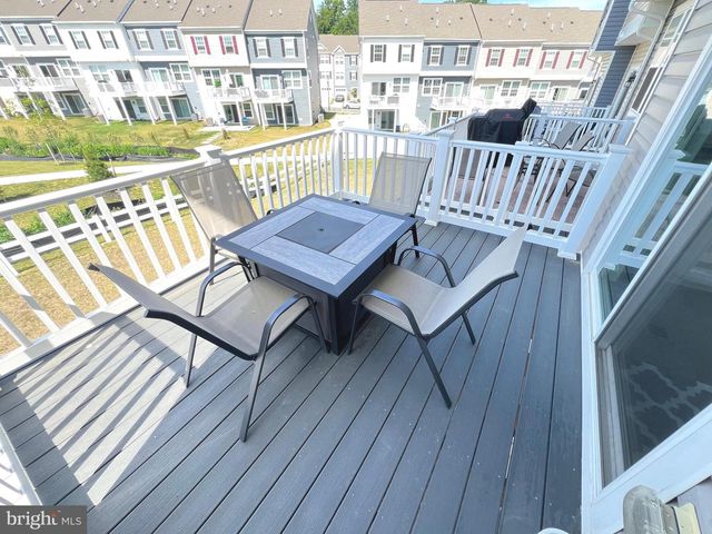 4917 ARCOLA RD, Rosedale, MD 21237