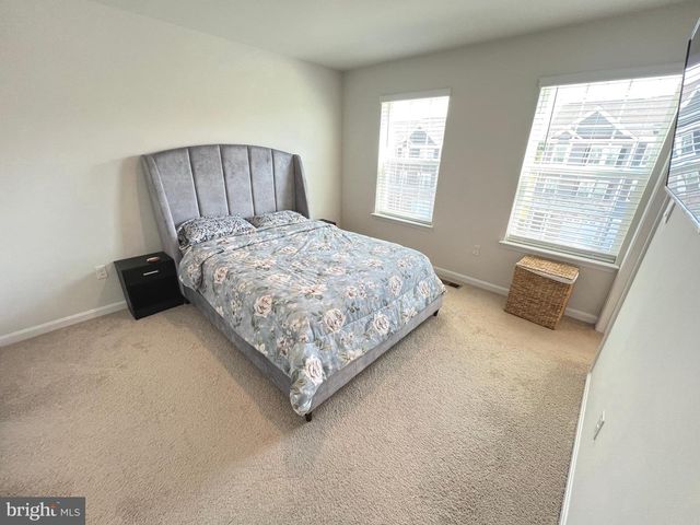 4917 ARCOLA RD, Rosedale, MD 21237