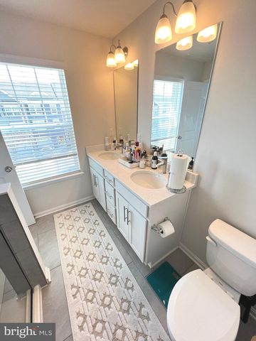 4917 ARCOLA RD, Rosedale, MD 21237