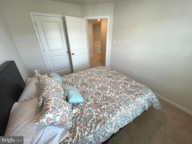 4917 ARCOLA RD, Rosedale, MD 21237