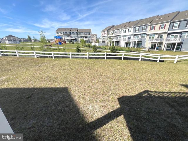 4917 ARCOLA RD, Rosedale, MD 21237