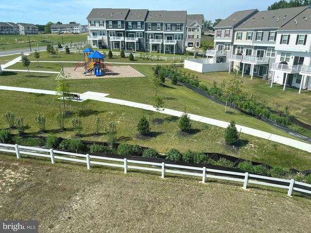 4917 ARCOLA RD, Rosedale, MD 21237