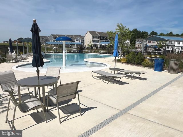 4917 ARCOLA RD, Rosedale, MD 21237