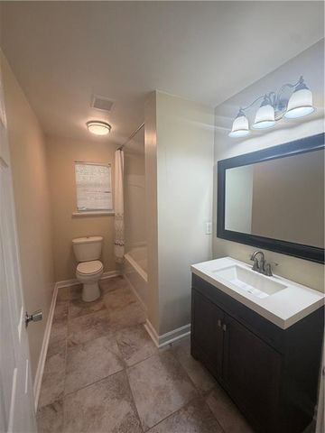 1400 Forest Dell Road, Mobile, AL 36618