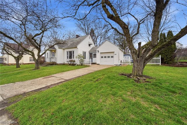 163 E Ford Avenue, Barberton, OH 44203