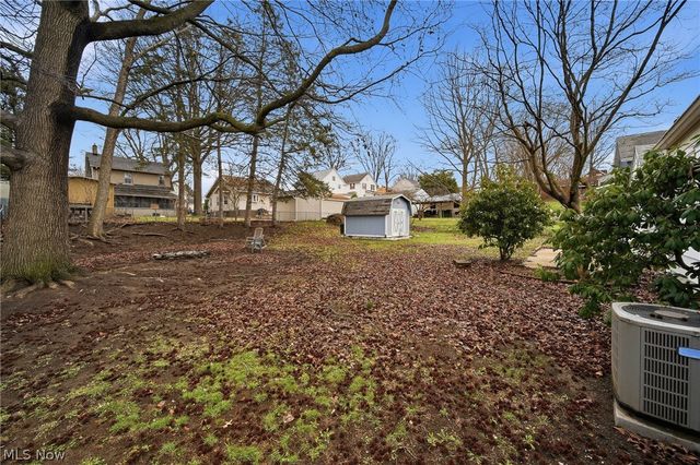 163 E Ford Avenue, Barberton, OH 44203