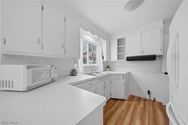 163 E Ford Avenue, Barberton, OH 44203